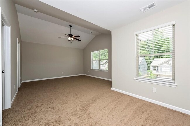 Building Photo - 142 Magnaview Dr