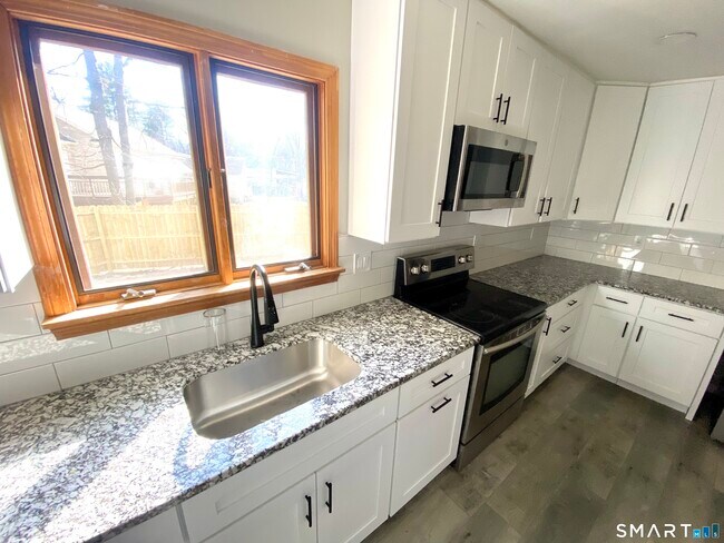 Building Photo - 1 Burlington Rd