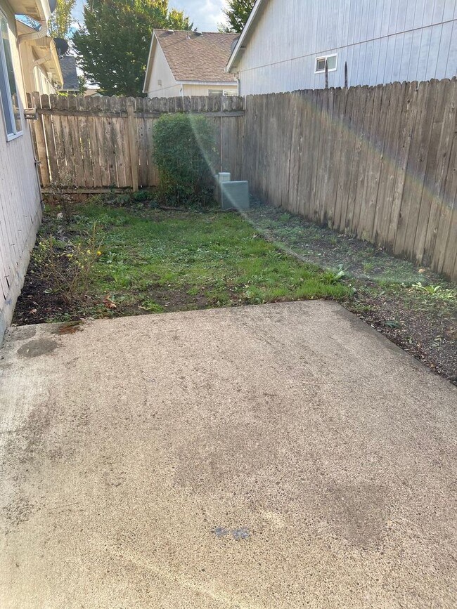 Building Photo - brab02