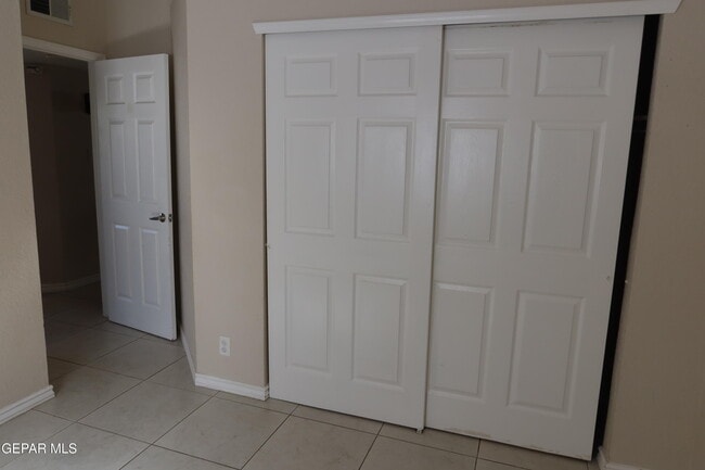 Building Photo - 11517 Cree Ct