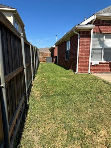 Building Photo - 6024 Bertrand Dr