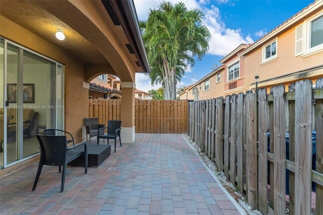 Building Photo - 3141 SW 154th Ct