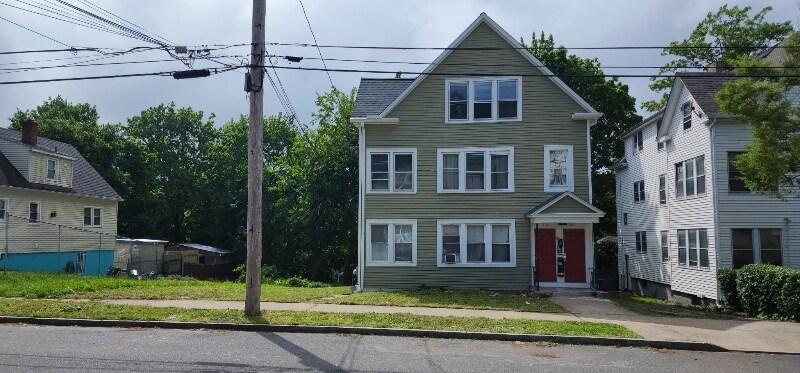 Building Photo - 252 Sheffield Ave