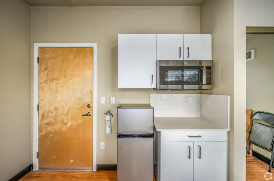 Interior Photo - Cantor Studios