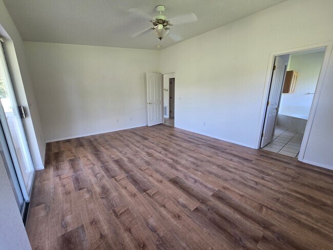 Building Photo - Unfurnished, 1-Year Long-Term Rental