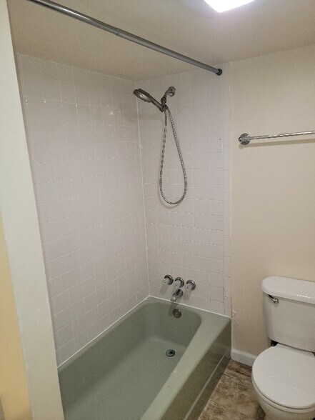 Building Photo - 2712 Urbana Dr