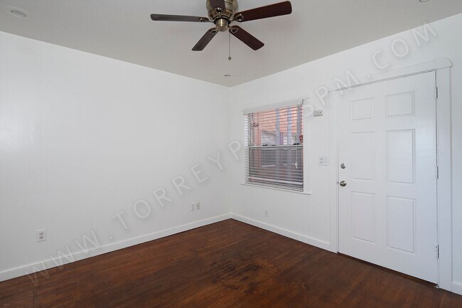 Building Photo - *OPEN HOUSE: 6/21 9:30-10:30AM* 1BR Betwee...