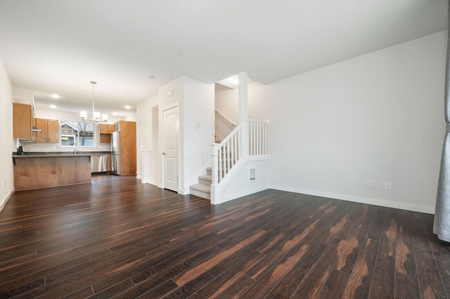 Building Photo - 5903 185th Ct NE