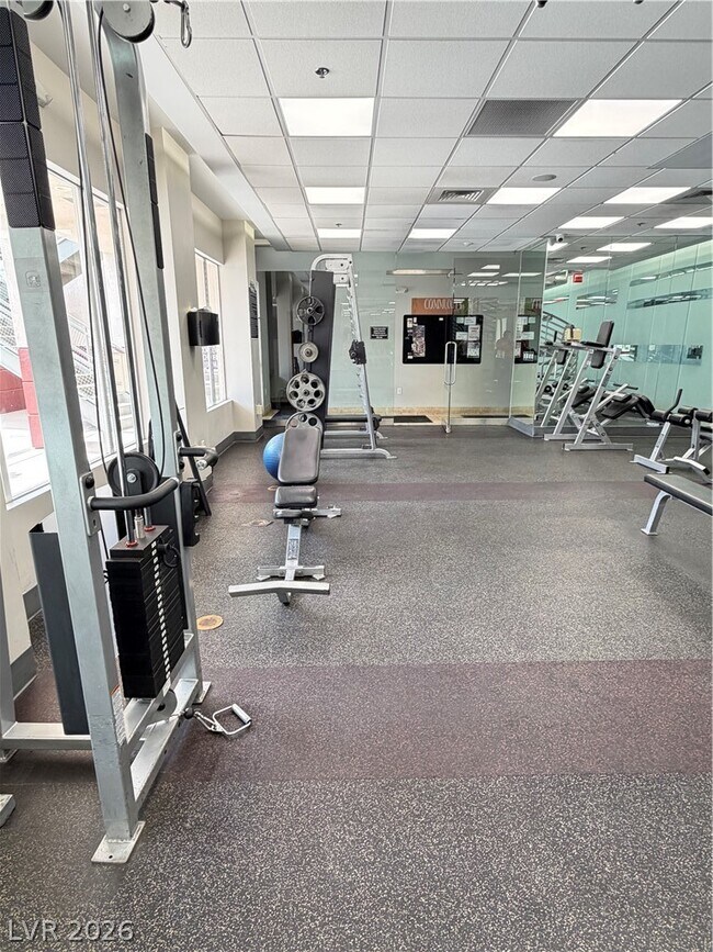 Building Photo - 87 E Agate Ave