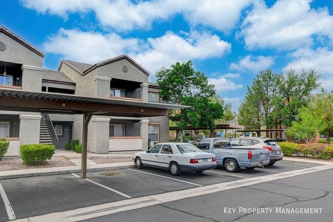 Building Photo - 555 E Silverado Ranch Blvd