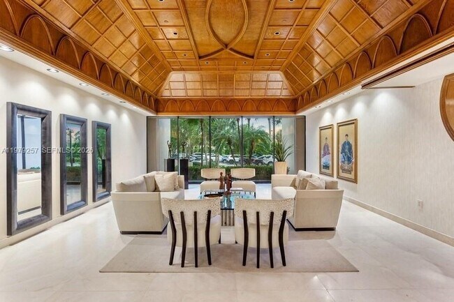 Building Photo - 3 Grove Isle Dr