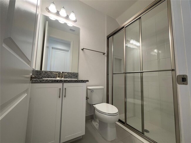 Building Photo - 3072 Hollow Hickory Pl