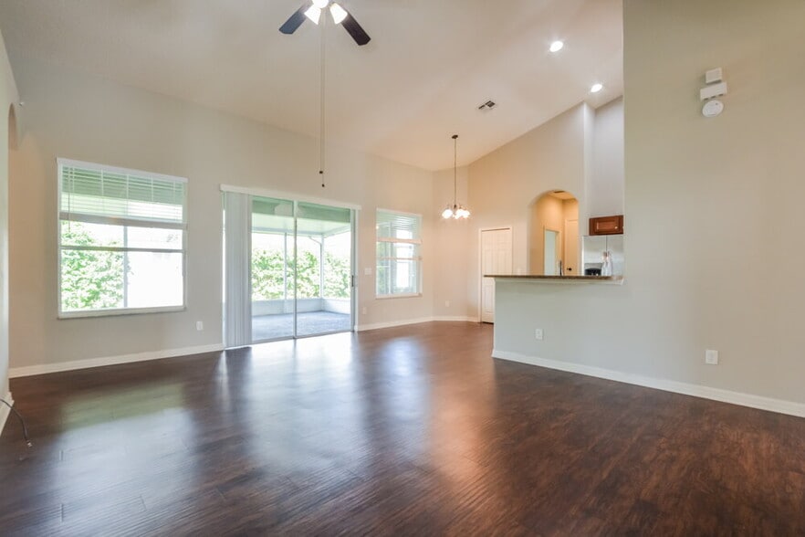 Building Photo - 13836 Old Dock Rd