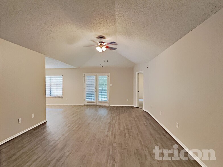 Building Photo - 2309 Rolling Creek Run