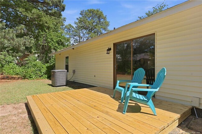 Building Photo - 6791 Seaford Dr
