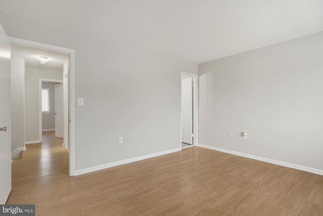 Building Photo - 6401 Woodgreen Cir