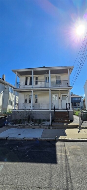 Primary Photo - 124 Bowdoin St