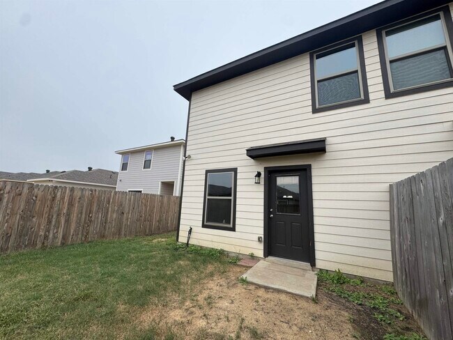 Building Photo - 1828 Port Louisiana Dr
