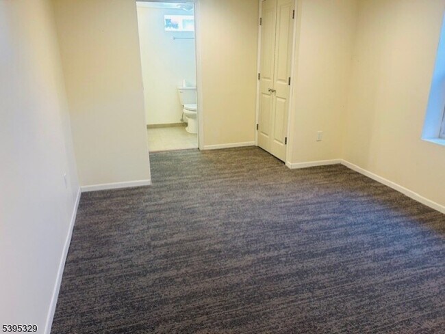 Building Photo - 120 Parsippany Rd