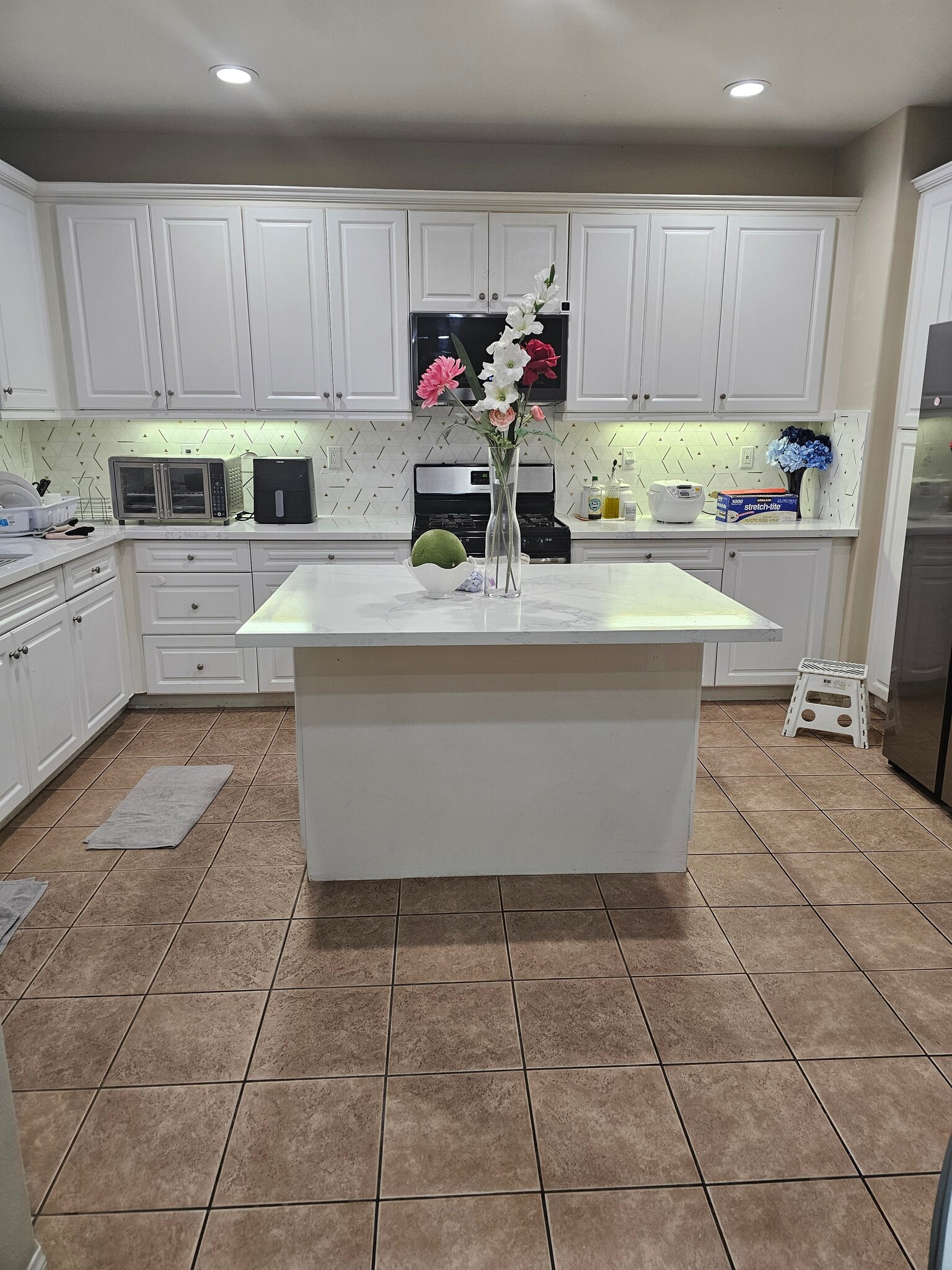 Kitchen - 3180 W Anacapa Way