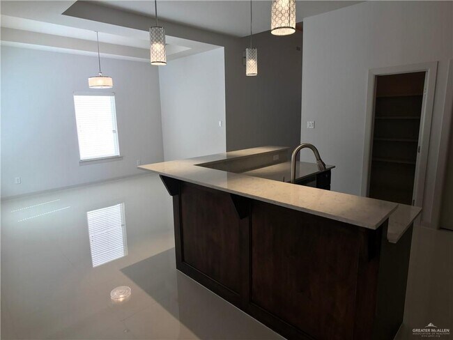 Building Photo - 27 N 51st St