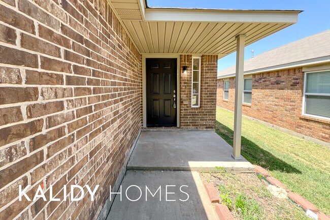 Building Photo - 7807 Bennie Terrace