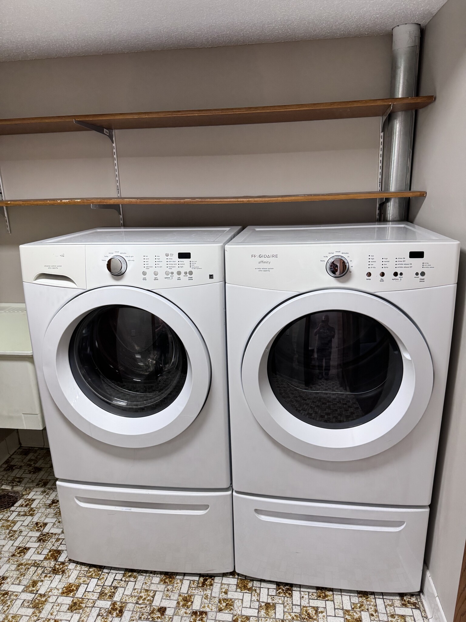 Washer and Dryer in unit - 3709 229th Ln NW