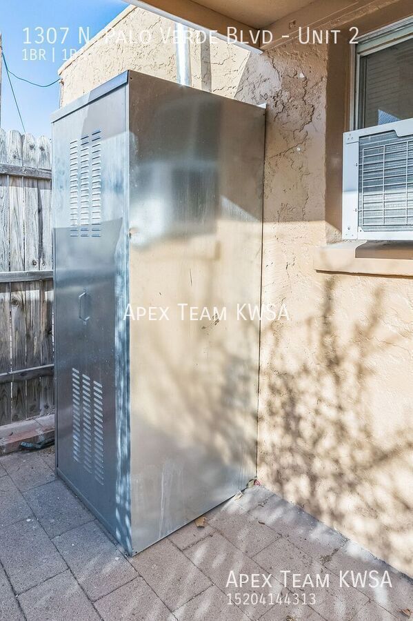Building Photo - 1307 N Palo Verde Blvd