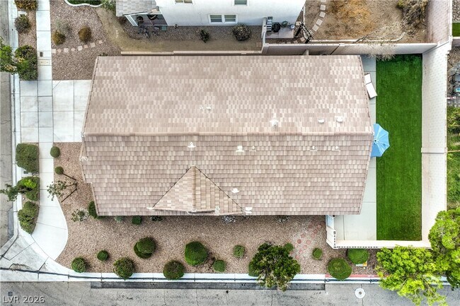 Building Photo - 10762 Flame Vine Ct