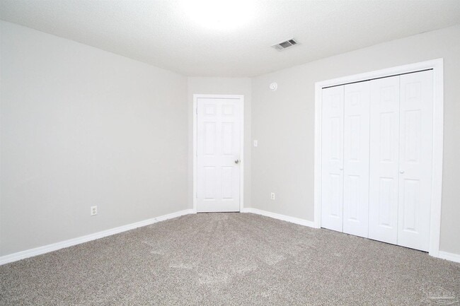 Building Photo - 2081 Sequoia Cir