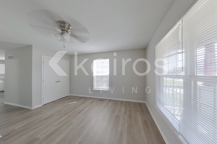 Building Photo - 4415 The Paseo
