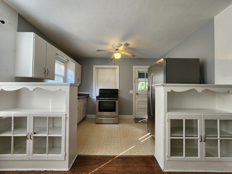 Kitchen from DR - 8011 Greenway Dr