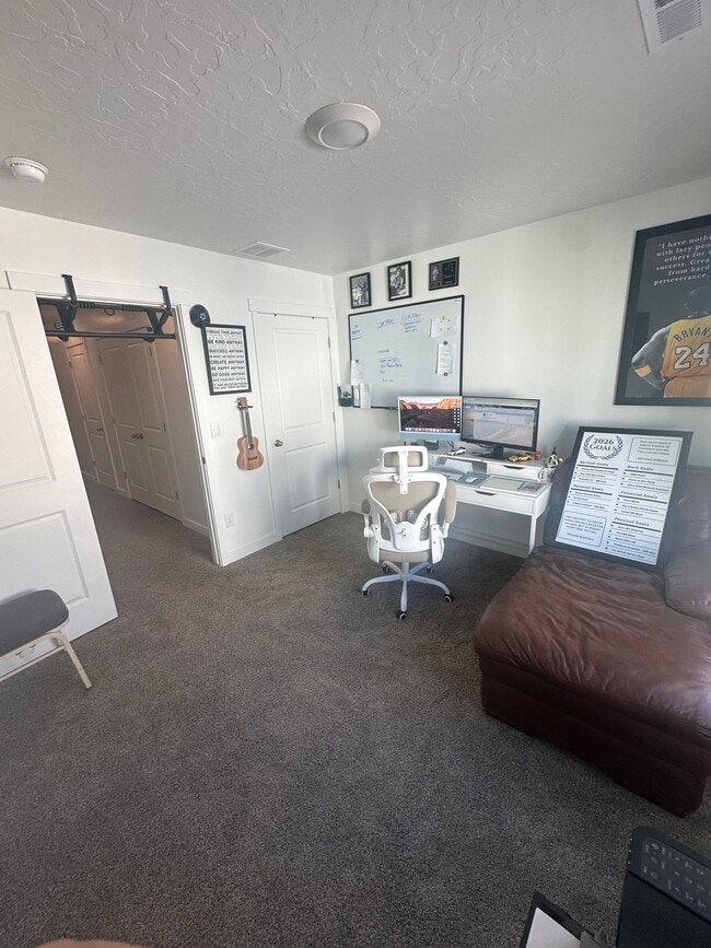 Building Photo - 948 Jack Dr