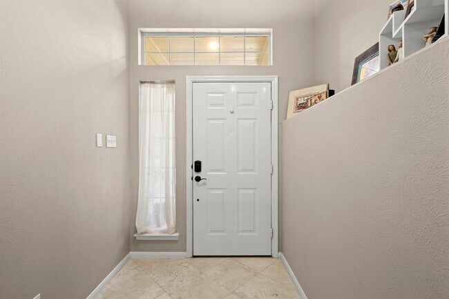 Building Photo - 109 Avonlea Dr