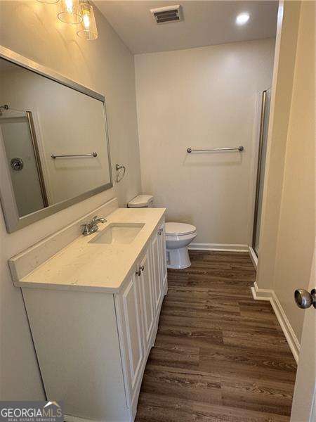 Building Photo - 728 Hanover Ln SE