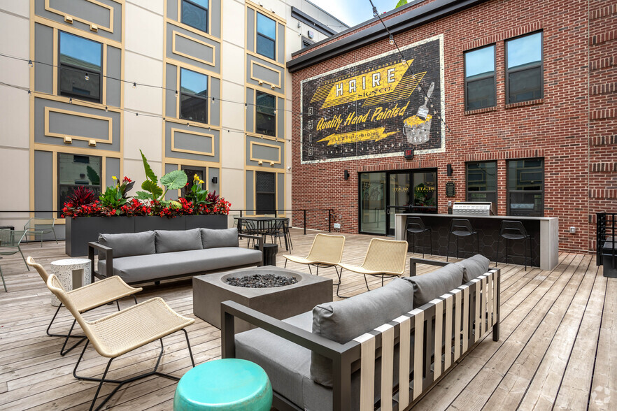 Rooftop Deck and Grilling Area - The Slate