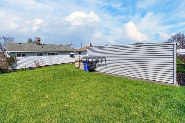 Building Photo - 16261 Remora Blvd