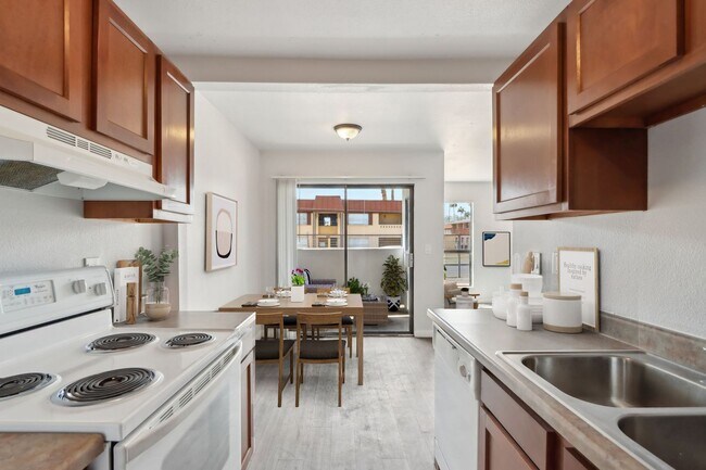 Interior Photo - The Vue on Camelback Apartments