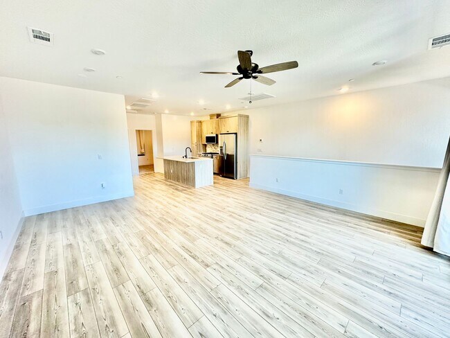 Building Photo - Newly Built Clovis 3/2