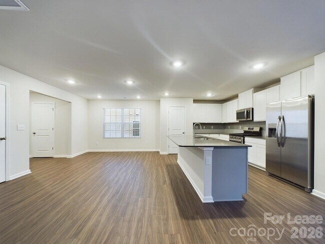 Building Photo - 15138 Windy Plns Rd