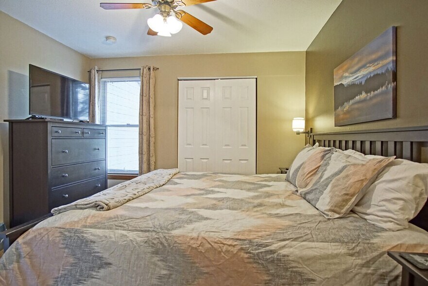 Building Photo - 2908 Mountaineer Cir