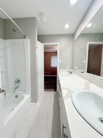 Building Photo - 2722 Wimbledon Ct