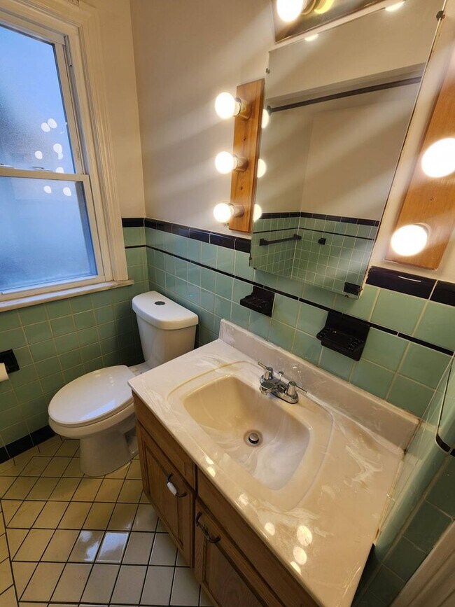 Building Photo - Move-In Special: Save $300 on This Charmin...