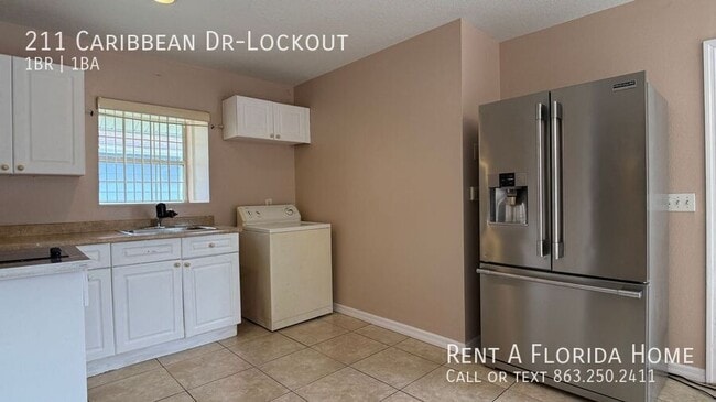 Building Photo - 211 Caribbean Dr