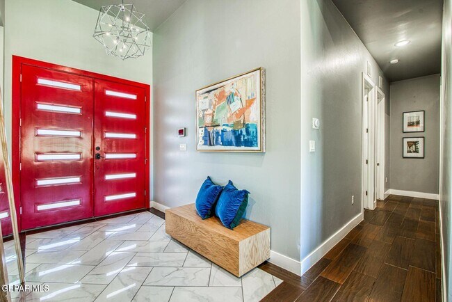 Building Photo - 6716 Rio Haciendas