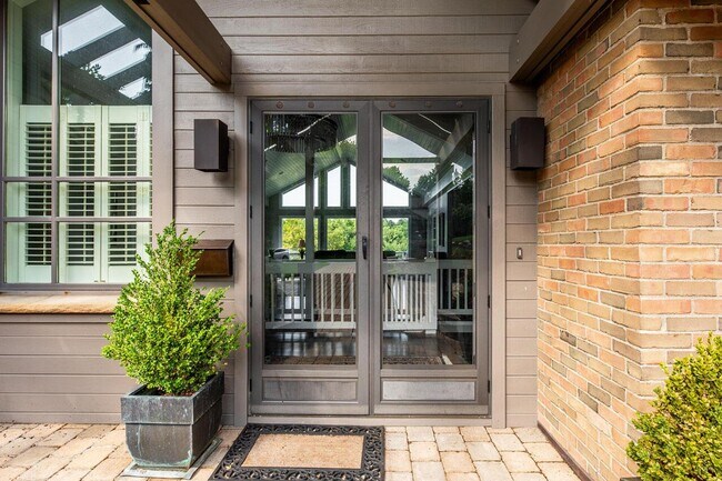 Building Photo - 5816 Leven Links Ct