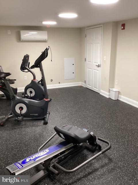 Building Photo - 505 Cooper St