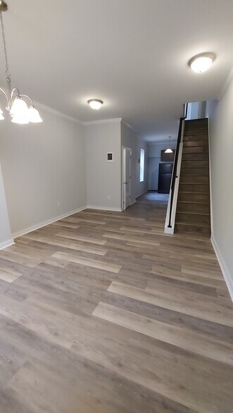 Building Photo - 1510 W Hazzard St