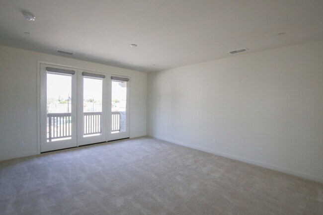 Building Photo - 838 Galt Ter
