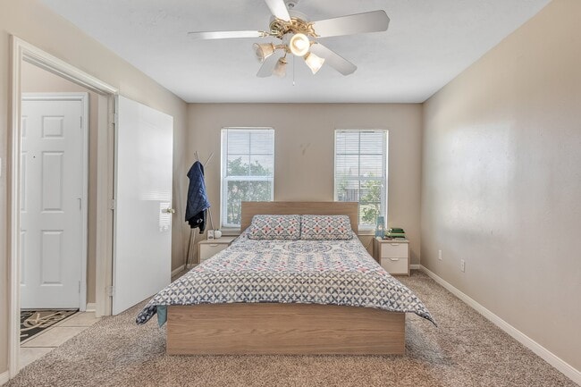 Building Photo - 2400 Pintail Loop